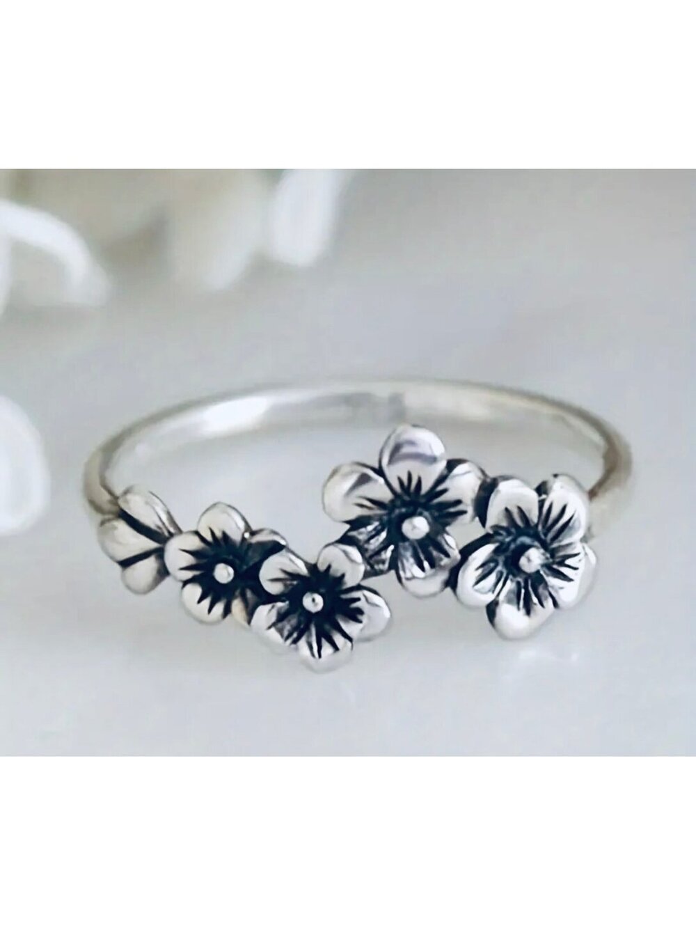 New - Vintage Inspired - Titanium Floral Statement Ring - Size 7